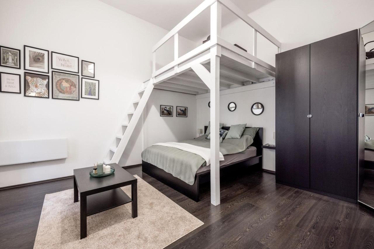 Apartmán Charming Downtown Hideaway Steps From New York Cafe! Budapešť Exteriér fotografie