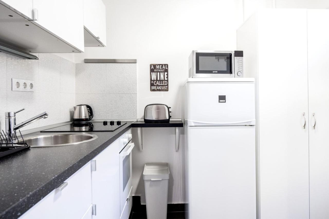 Apartmán Charming Downtown Hideaway Steps From New York Cafe! Budapešť Exteriér fotografie