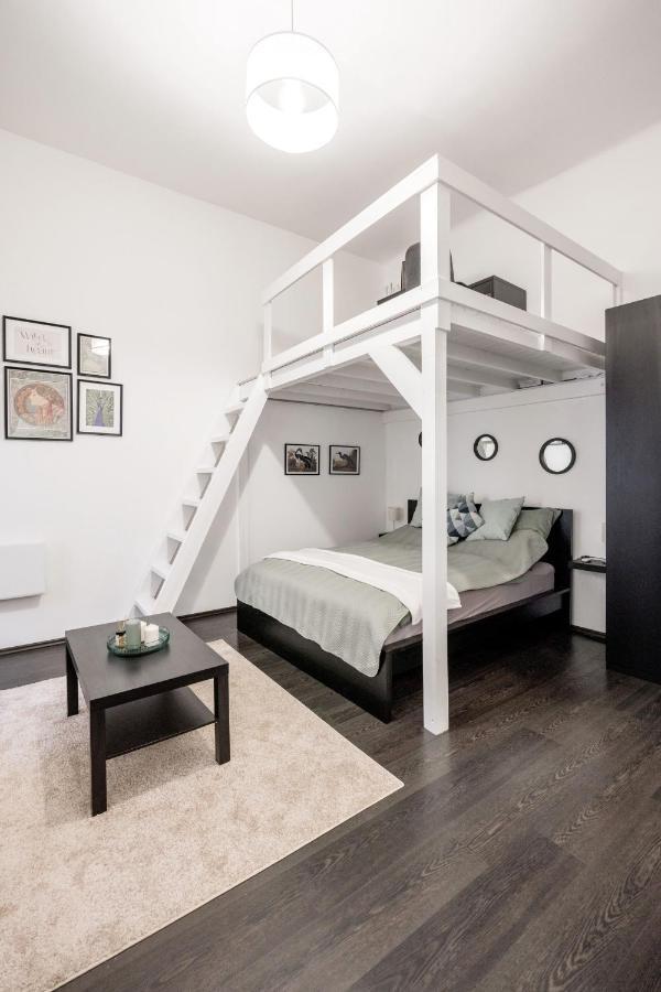 Apartmán Charming Downtown Hideaway Steps From New York Cafe! Budapešť Exteriér fotografie