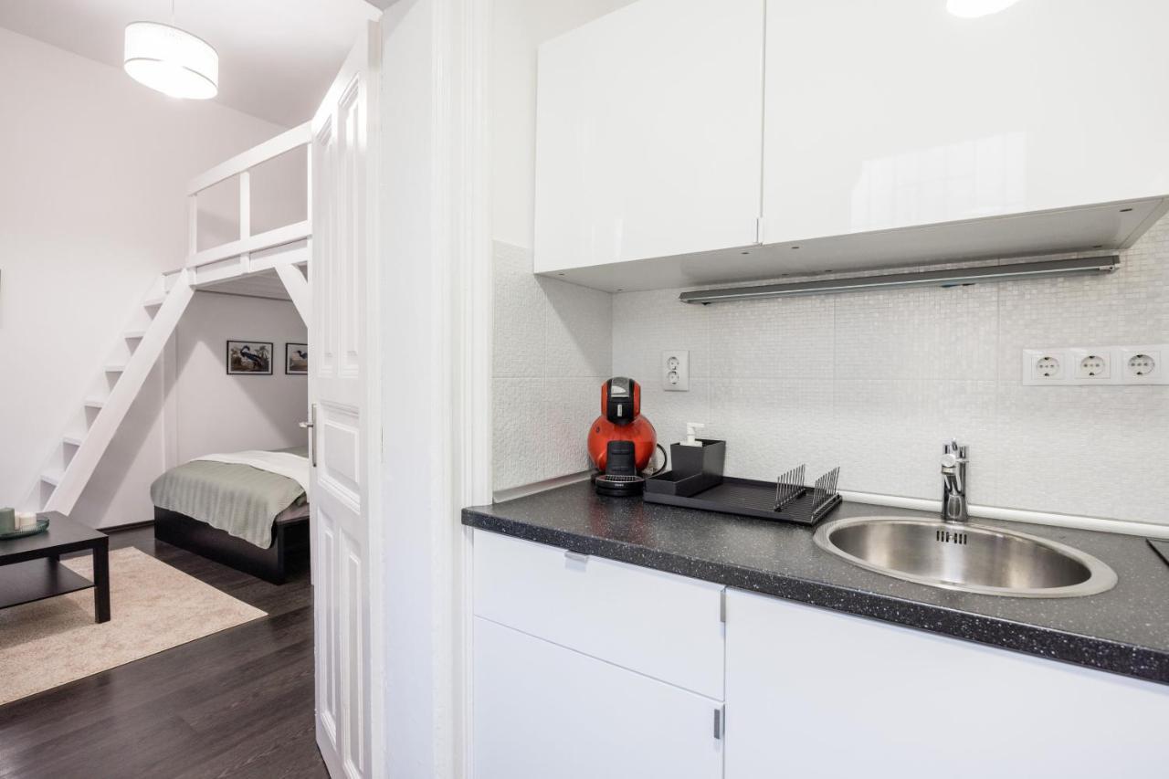 Apartmán Charming Downtown Hideaway Steps From New York Cafe! Budapešť Exteriér fotografie