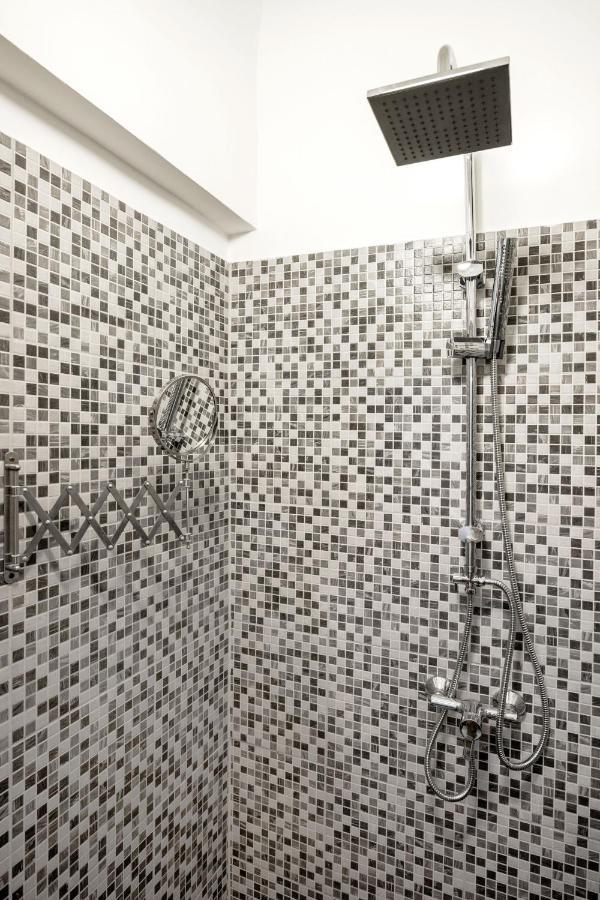 Apartmán Charming Downtown Hideaway Steps From New York Cafe! Budapešť Exteriér fotografie